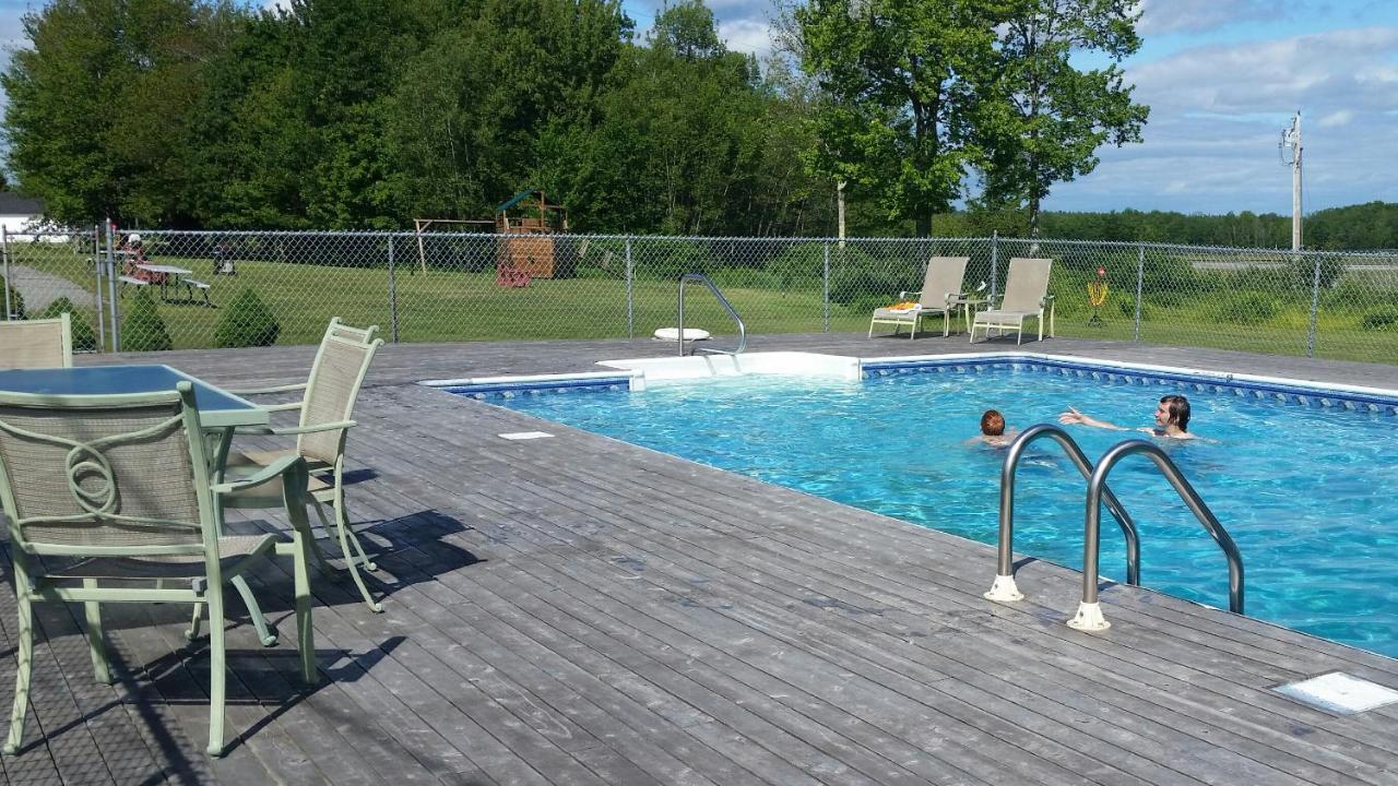 Acadia Sunrise Motel Trenton Exterior foto